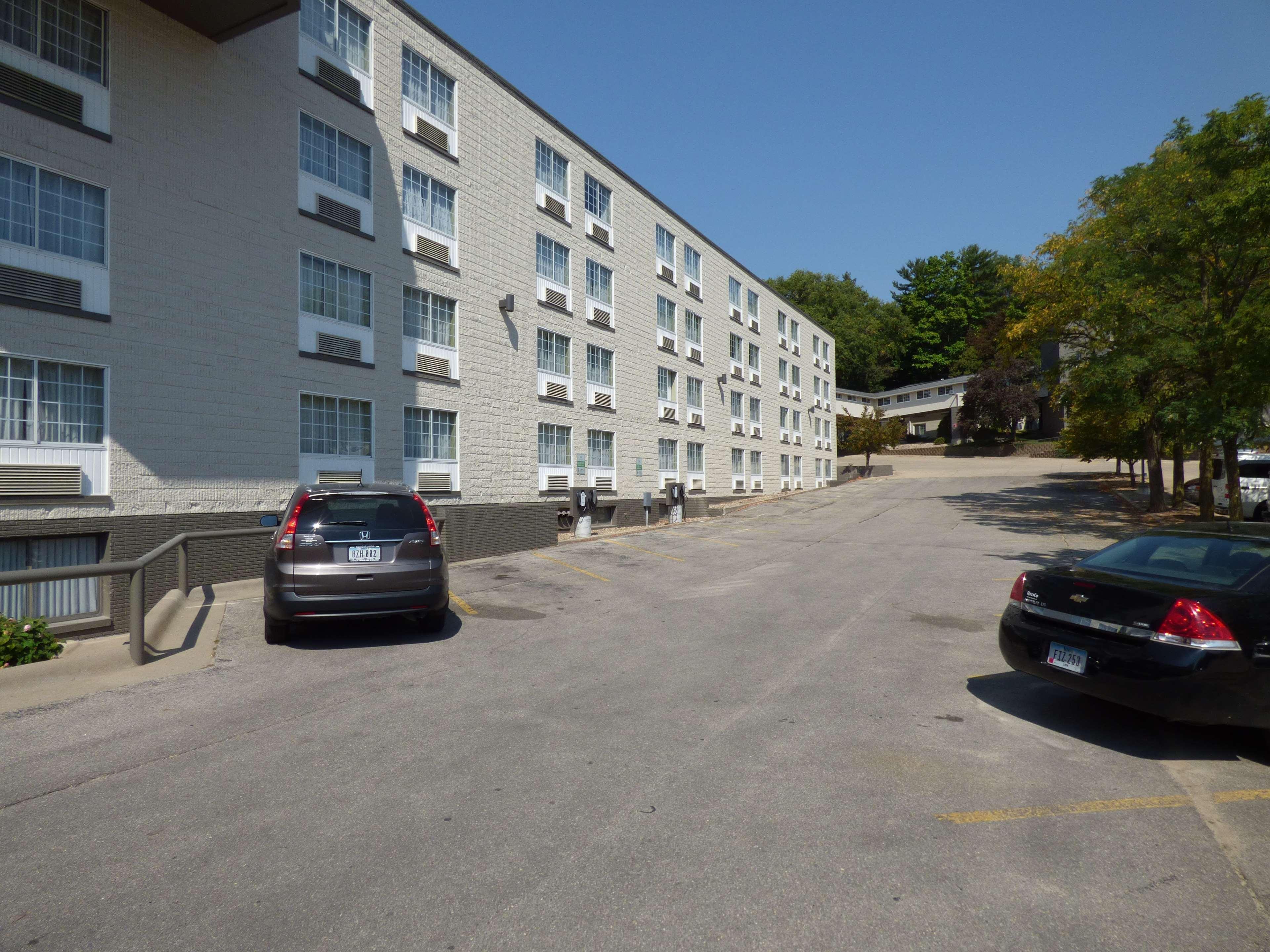 Best Western Plus Longbranch Hotel & Convention Center Cedar Rapids Eksteriør bilde